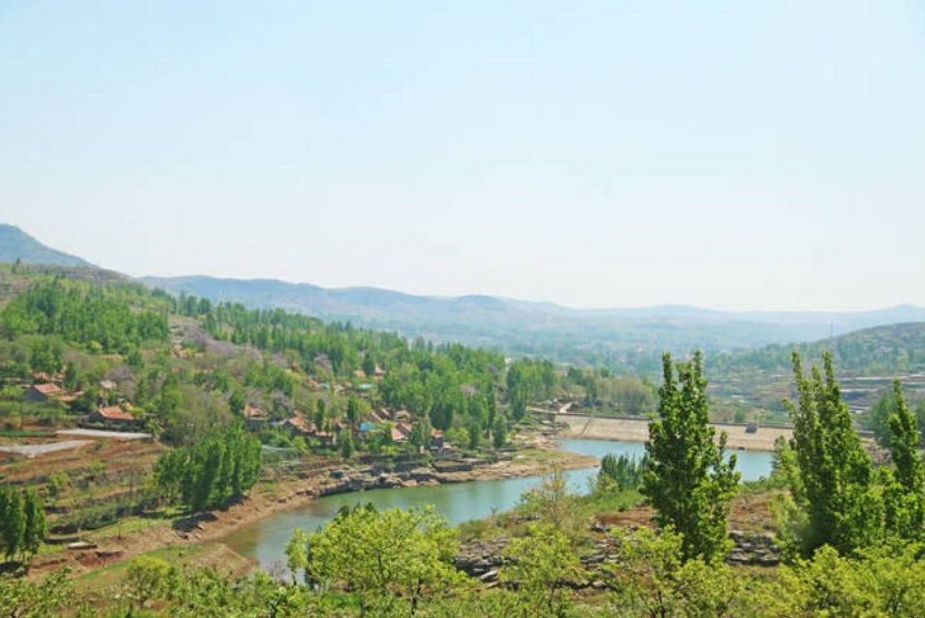 临沂市沂水县泉庄镇石棚村