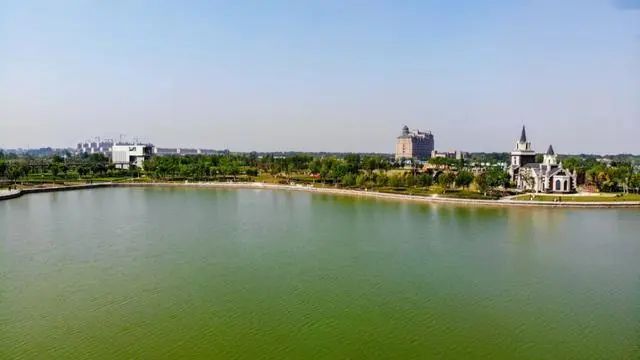 康旅示范小镇