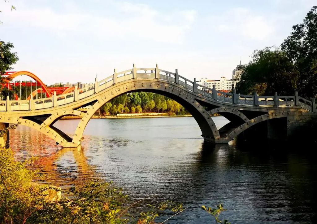 济宁泗水圣源湖公园