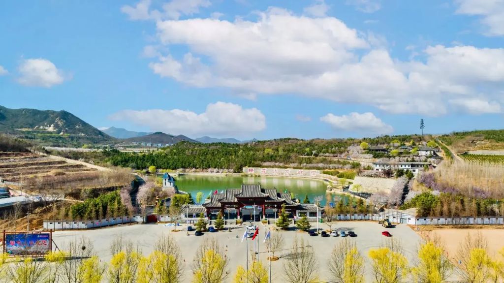 滨州市邹平樱花山旅游景区